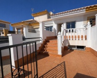 Casa orientación sur Suicina Murcia entrada