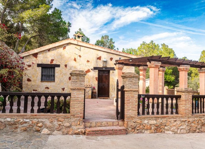 Cocina con acceso terraza casa Murcia