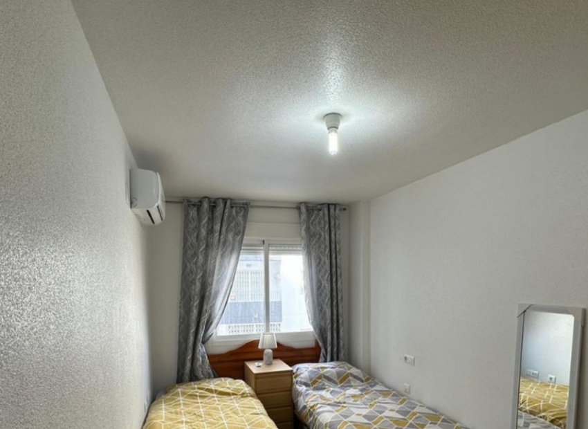 Herverkoop - Apartment - Torrevieja