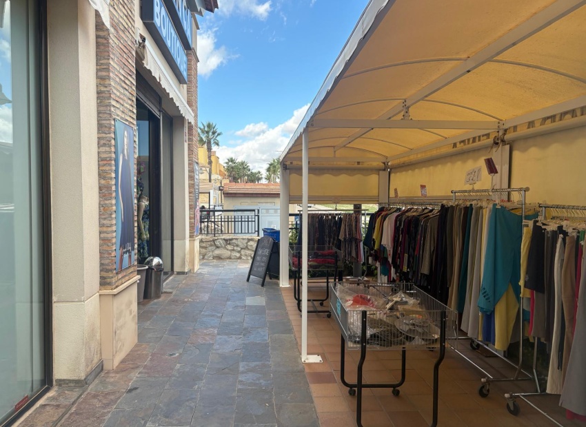 Herverkoop - Reclame - Algorfa - La Finca Golf