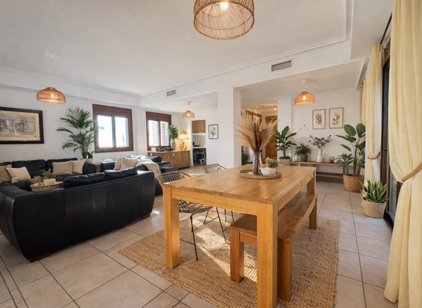 Herverkoop - Villa - Altaona Golf and Country Village