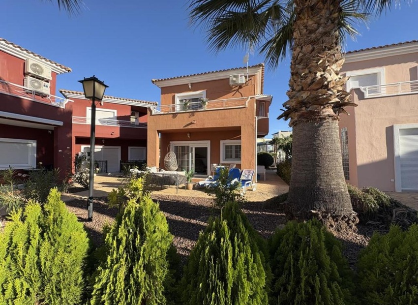 Herverkoop - Villa - Altaona Golf and Country Village