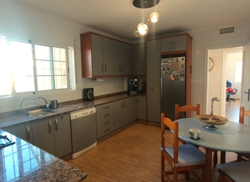 Herverkoop - Villa - Avileses