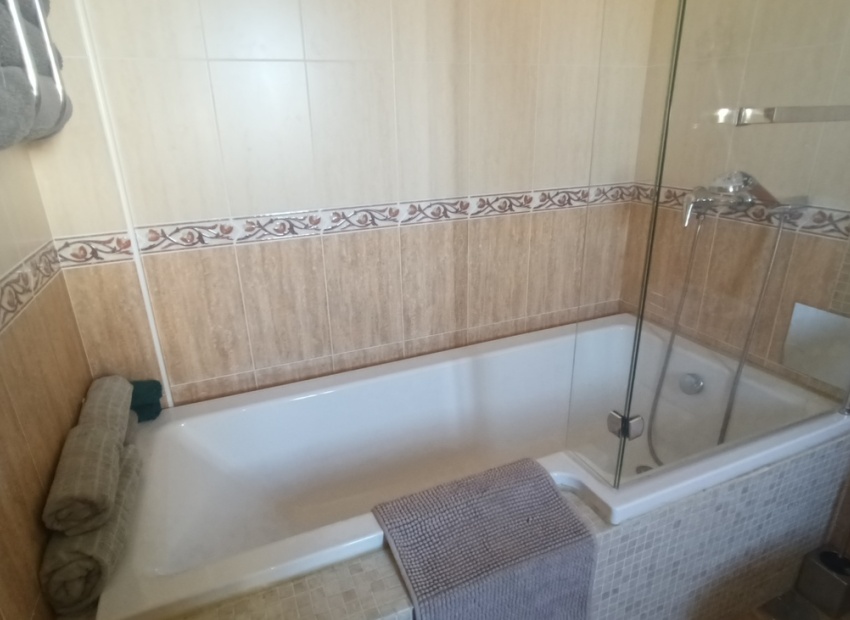 Herverkoop - Villa - Avileses