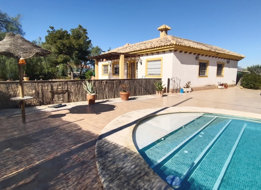 Herverkoop - Villa - Avileses