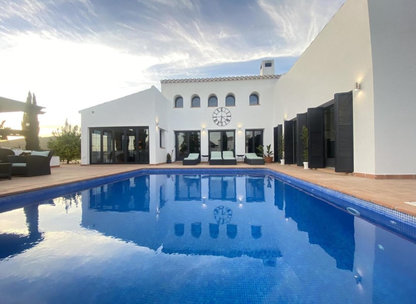 Herverkoop - Villa - Banos y Mendigo - El Valle Golf Resort