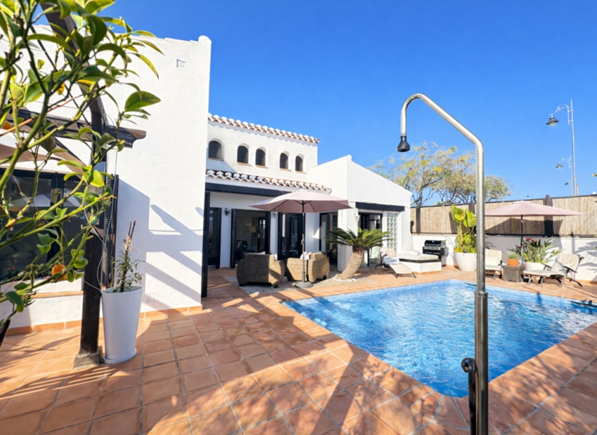 Herverkoop - Villa - Banos y Mendigo - El Valle Golf Resort