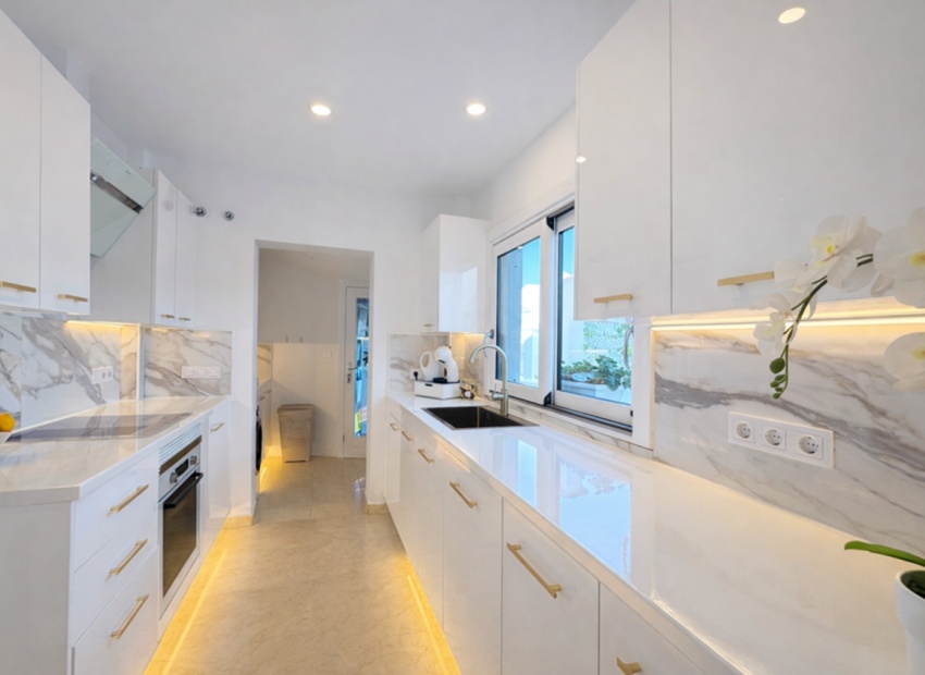 Herverkoop - Villa - Banos y Mendigo - El Valle Golf Resort