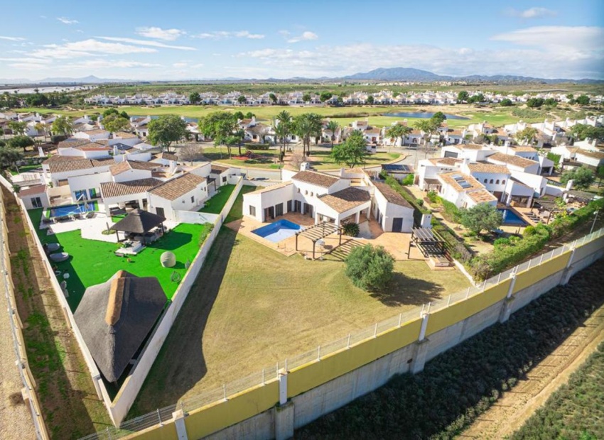 Herverkoop - Villa - Banos y Mendigo - El Valle Golf Resort