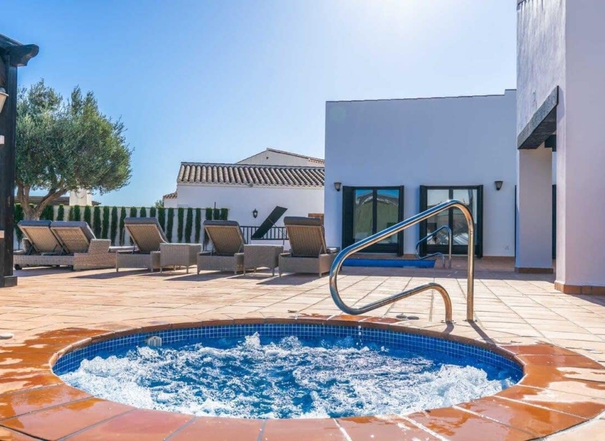 Herverkoop - Villa - Banos y Mendigo - El Valle Golf Resort