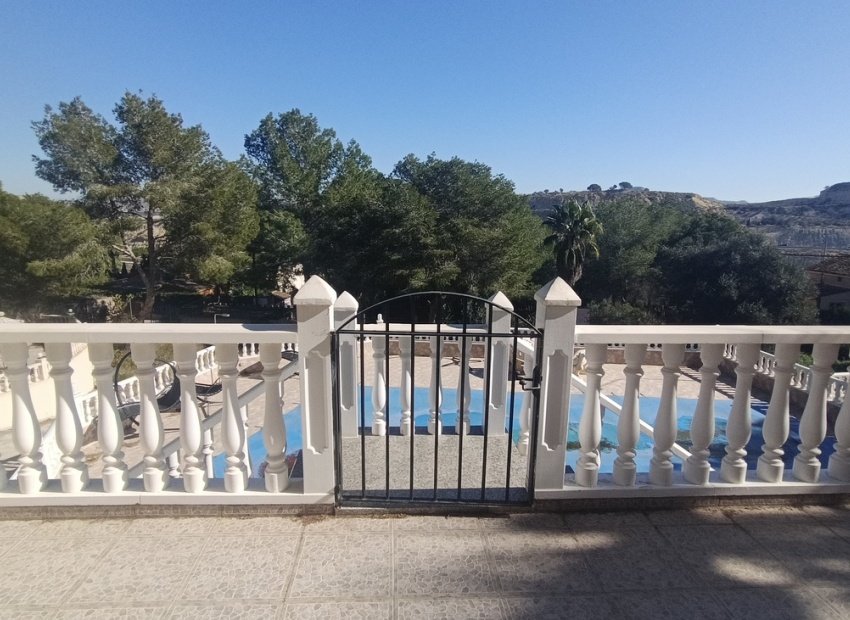 Herverkoop - Villa - Canadas De San Pedro - Costa Calida