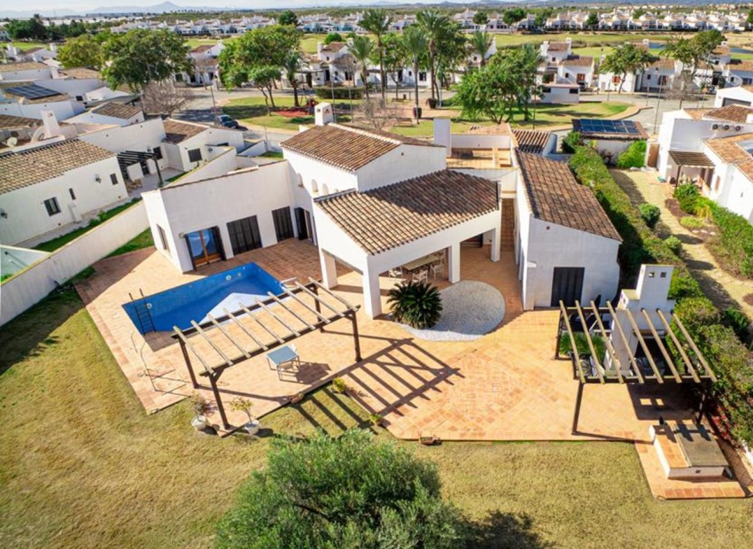 Herverkoop - Villa - El Valle Golf Resort