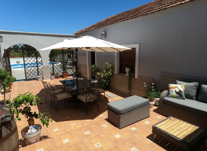 Herverkoop - Villa - Jacarilla