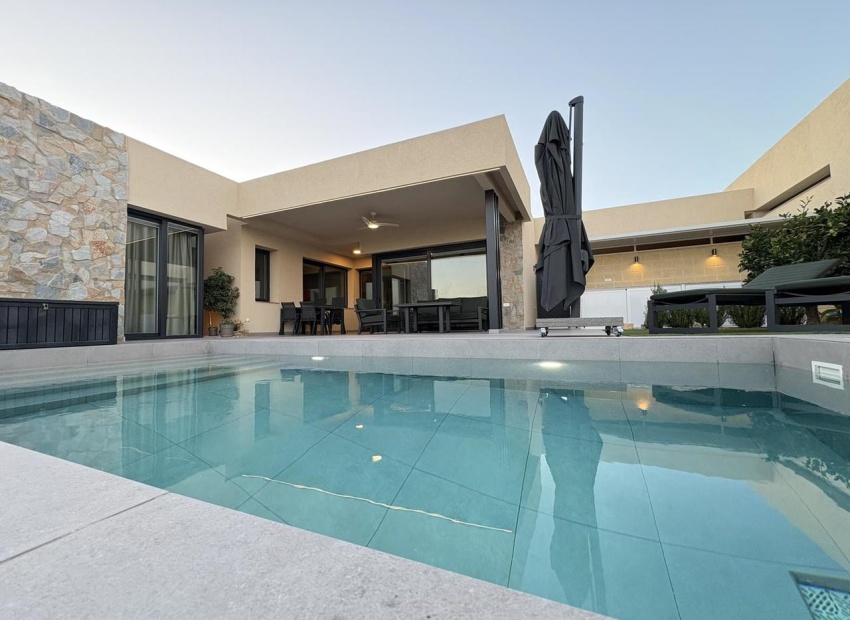 Modern bedroom with terrace Altaona Golf villa