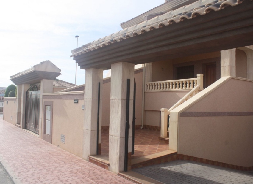 Nieuwbouw Woningen - Herenhuis - Torrevieja