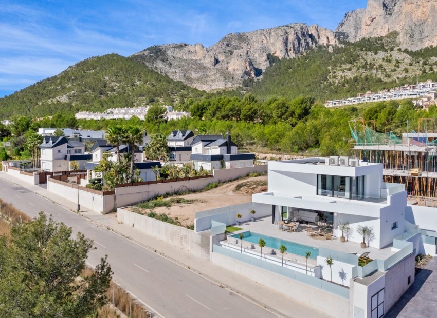 Nouvelle construction - Villa - Polop