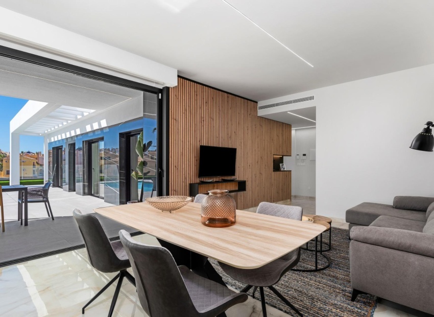 Obra nueva - Villa - Algorfa