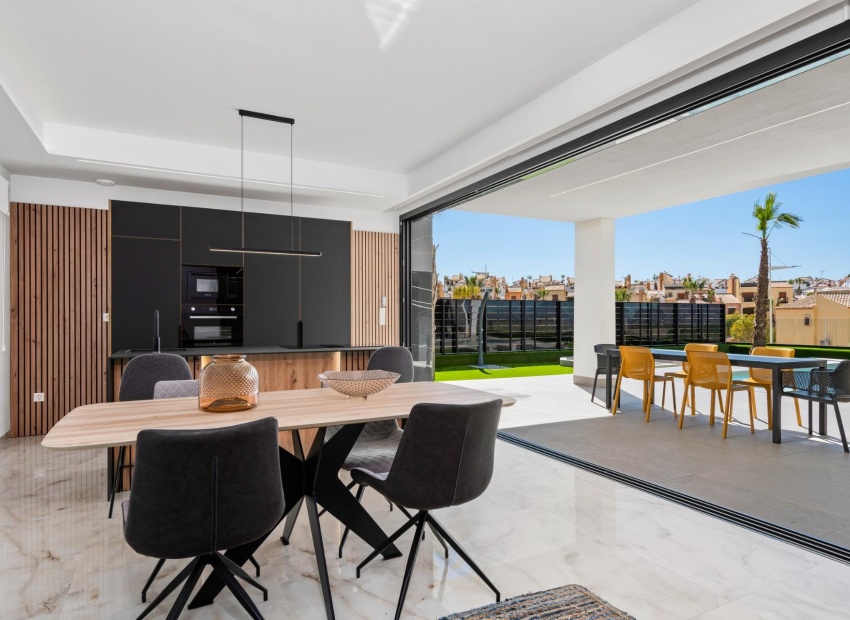 Obra nueva - Villa - Algorfa