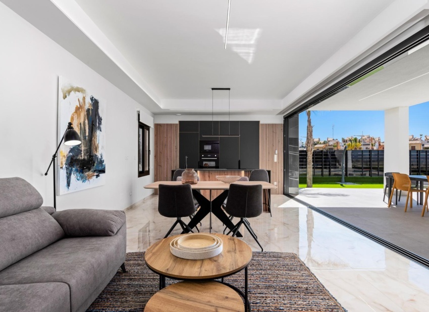 Obra nueva - Villa - Algorfa