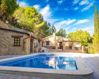 Piscina y terraza pérgola Murcia