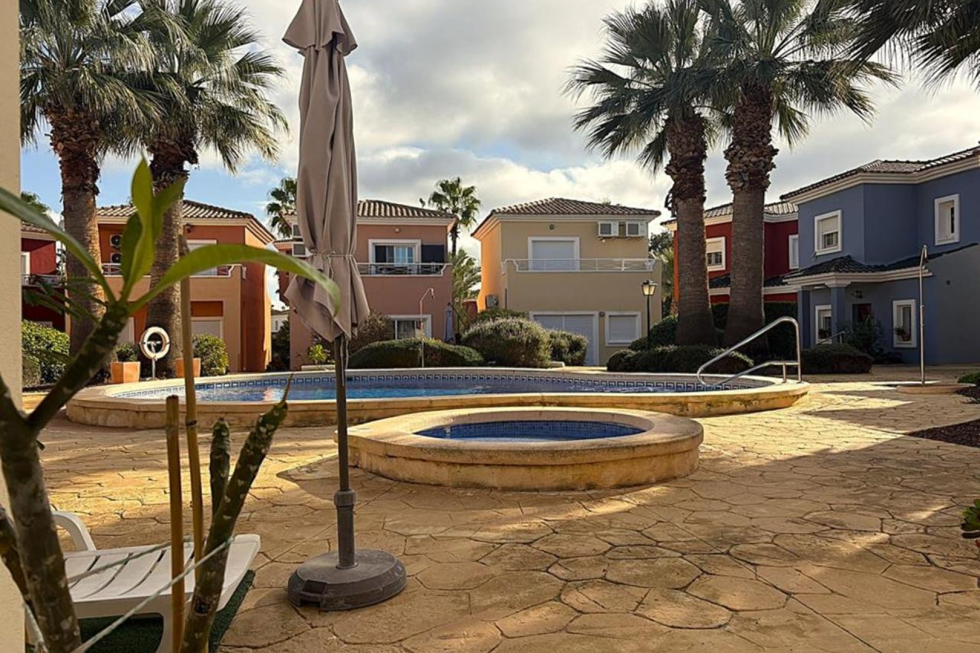 Pool and gardens Altaona Golf Resort Murcia