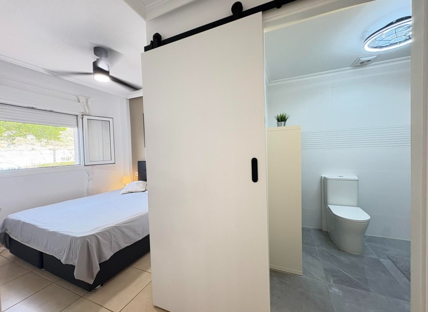 Resale - Apartment - Altaona Golf and Country Village