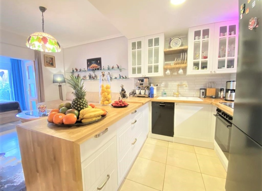 Resale - Apartment - Altaona Golf and Country Village