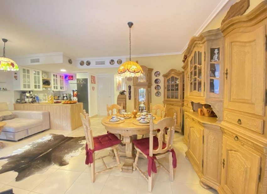 Resale - Apartment - Altaona Golf and Country Village