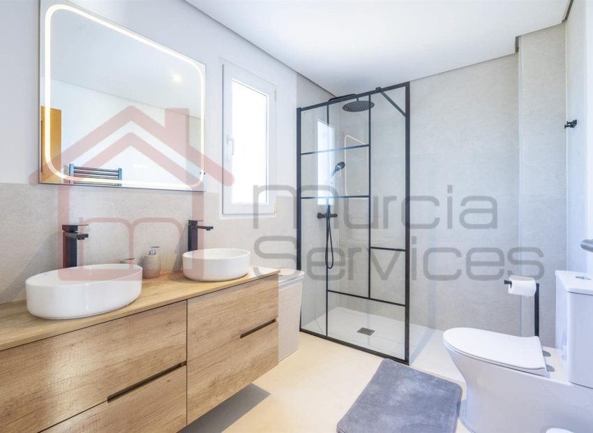 Resale - Townhouse - La Torre Golf Resort