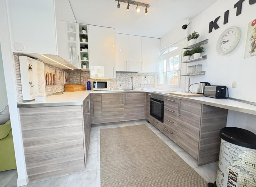 Resale - Townhouse - Los Urrutias