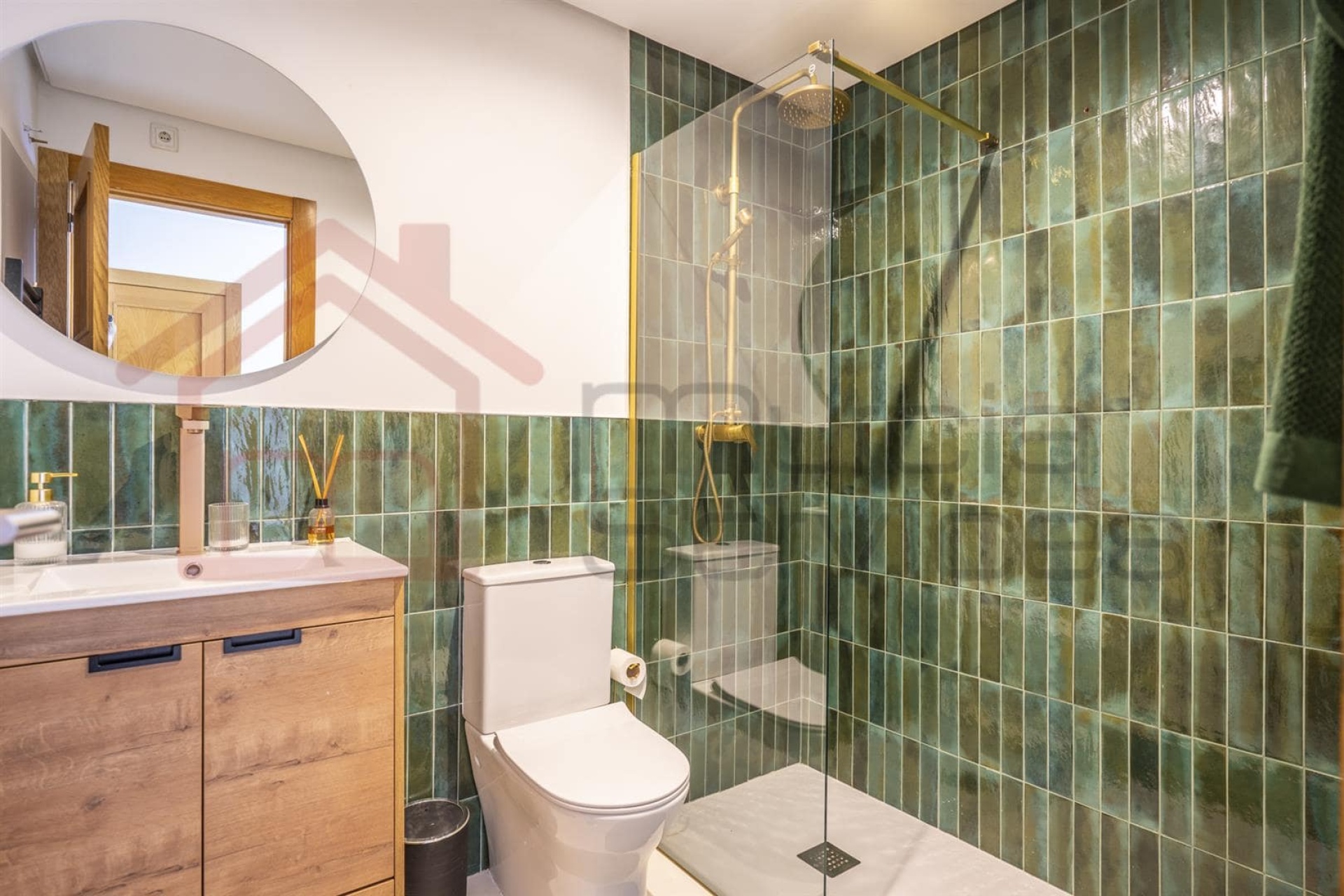 Resale - Townhouse - Roldan - La Torre Golf Resort