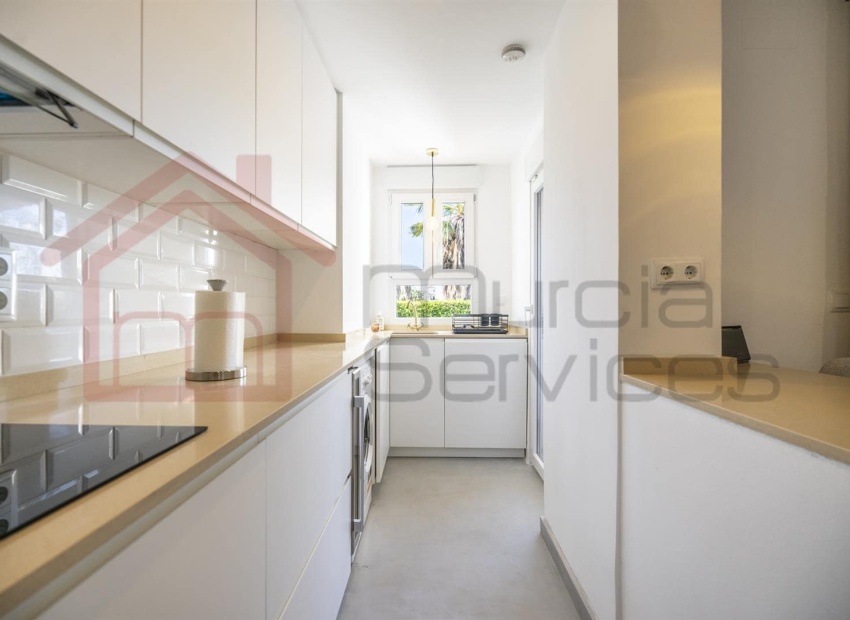 Resale - Townhouse - Roldan - La Torre Golf Resort