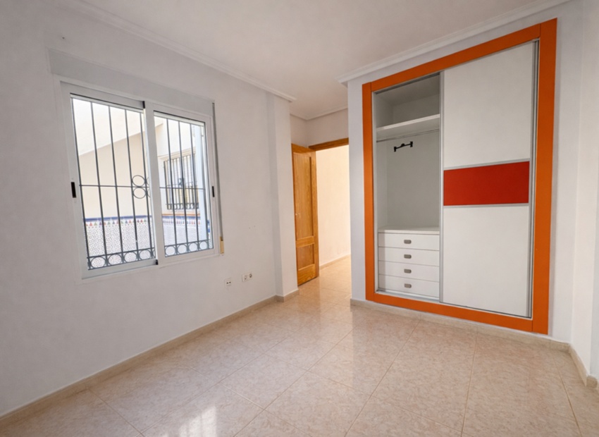 Resale - Townhouse - Sucina