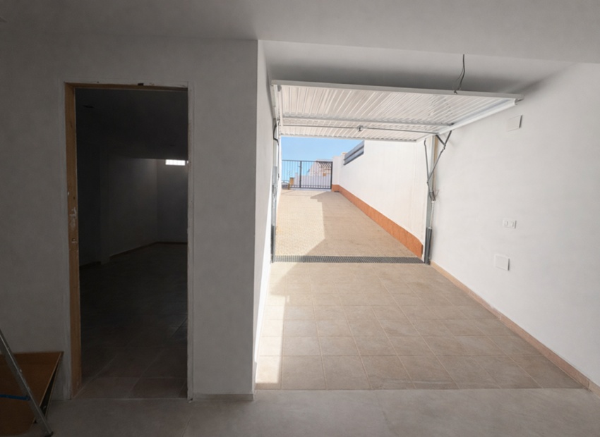 Resale - Townhouse - Sucina