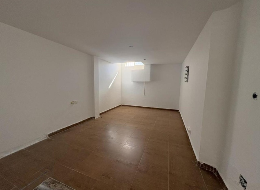 Resale - Townhouse - Sucina