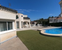 Resale - Villa - Algorfa