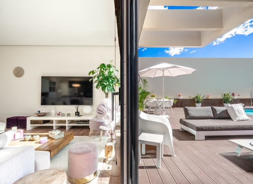 Resale - Villa - Altaona Golf and Country Village