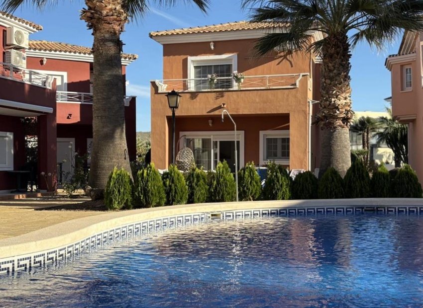 Resale - Villa - Altaona Golf and Country Village