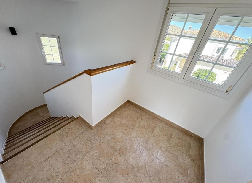 Resale - Villa - Altaona Golf and Country Village