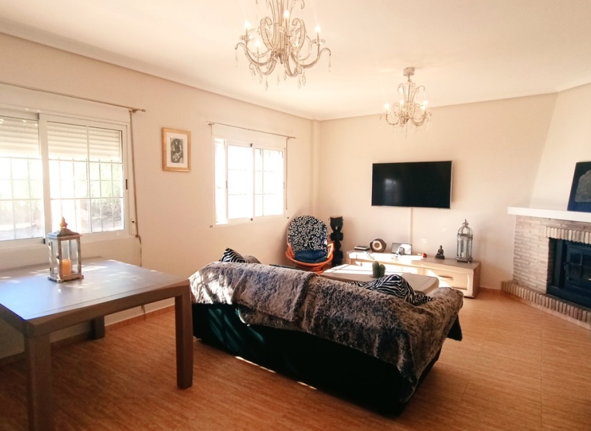 Resale - Villa - Avileses