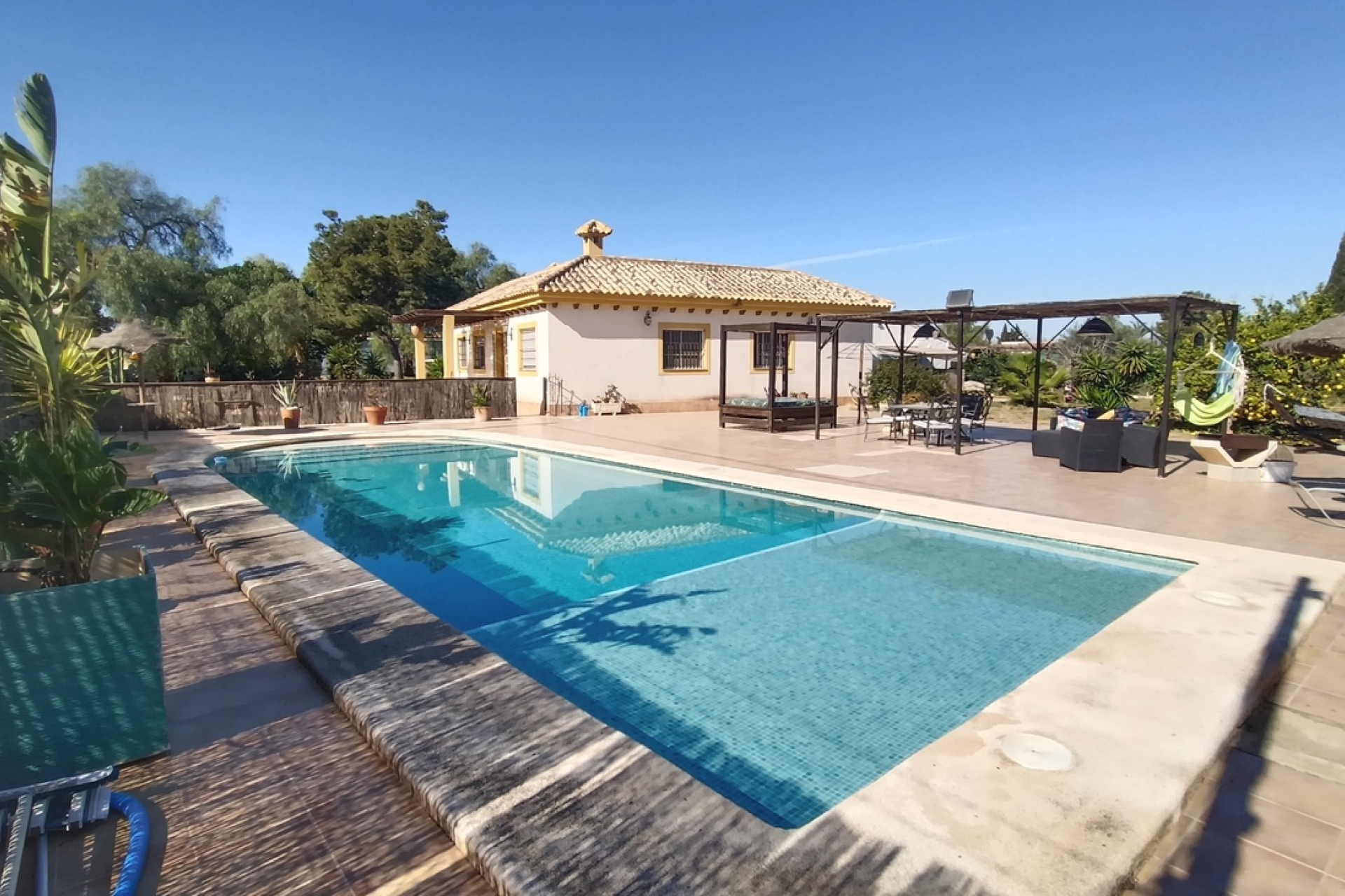Resale - Villa - Avileses