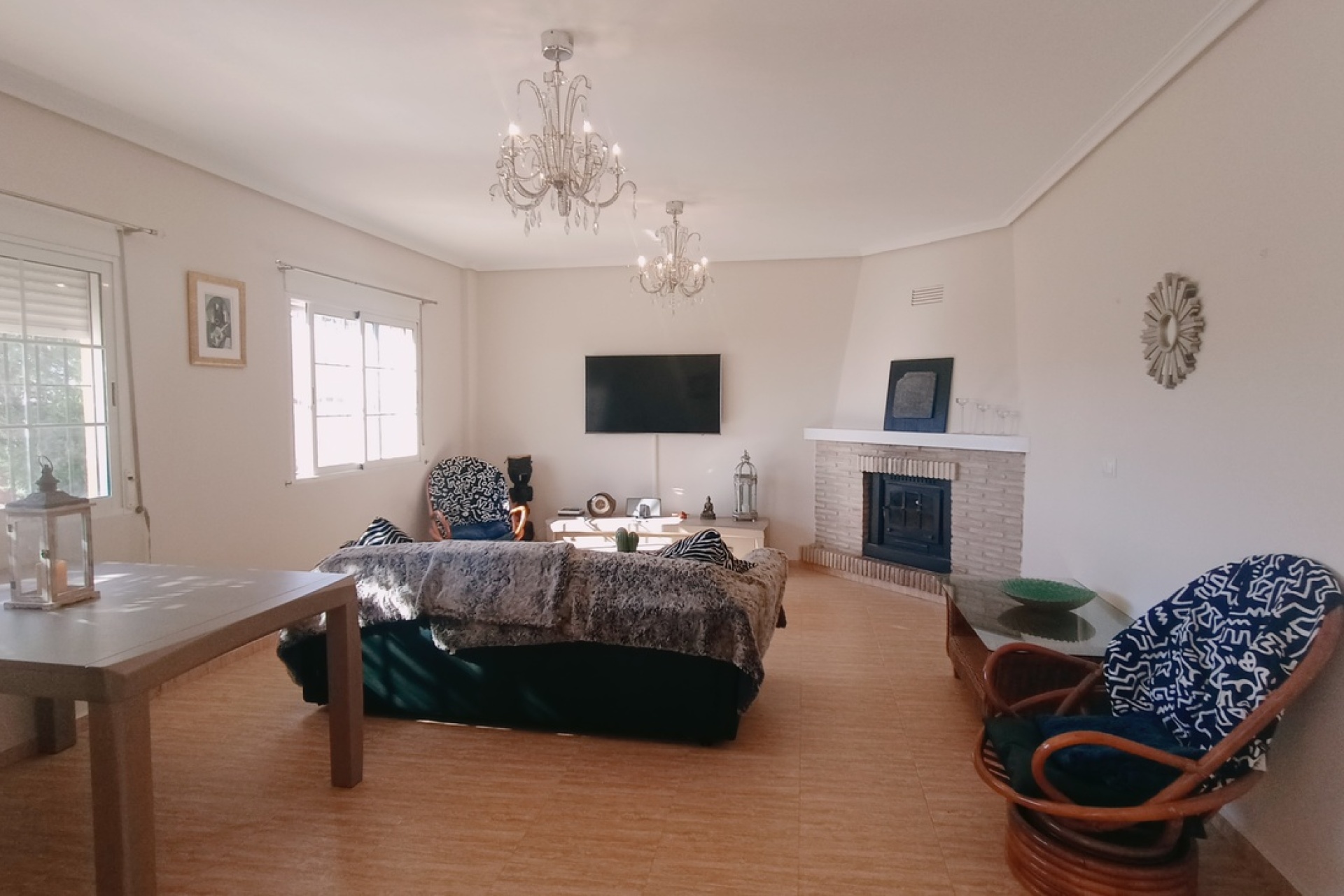 Resale - Villa - Avileses