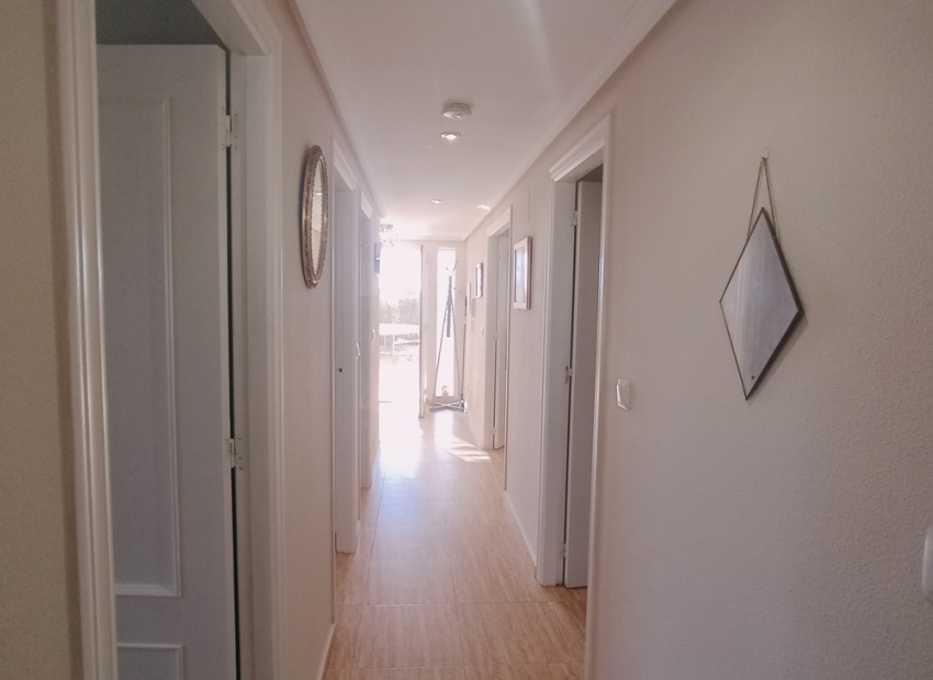 Resale - Villa - Avileses