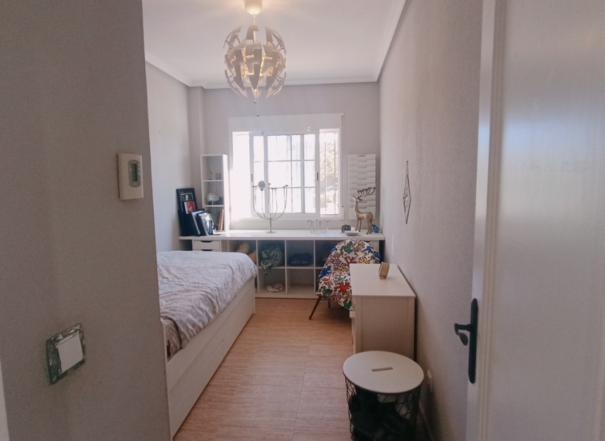 Resale - Villa - Avileses