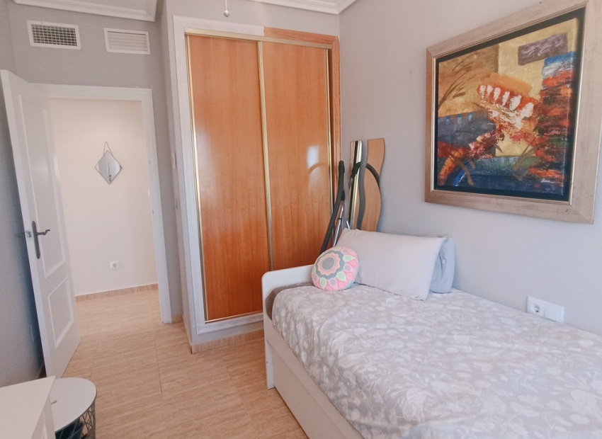 Resale - Villa - Avileses