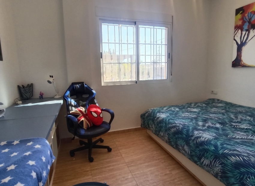 Resale - Villa - Avileses