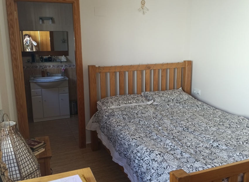 Resale - Villa - Avileses