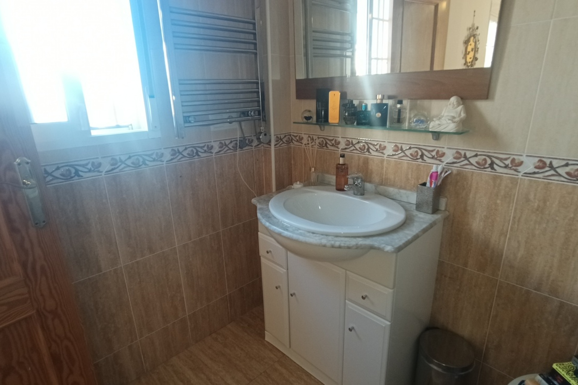 Resale - Villa - Avileses