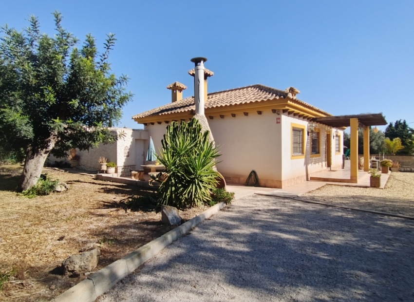 Resale - Villa - Avileses