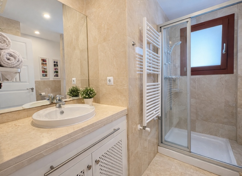 Resale - Villa - Banos y Mendigo - El Valle Golf Resort